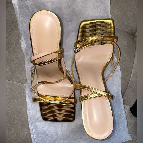 SHEIN Gold Strappy Open Toe Heels Women’s Size US 7 (CN38) - Picture 11 of 16